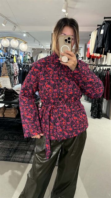 PIECES MAROLINE PRINTED JAKKE BLACK/ DAHLIA - 17160461