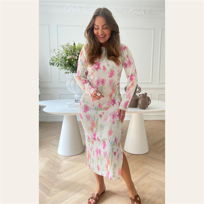 BYIC ODA DRESS PINK FLOWER BLUSH PRINT - A1015