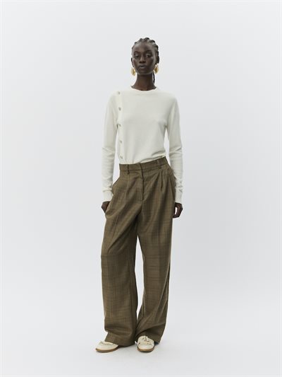 SOFIE SCHNOOR SAISW KNIT STRIK OFF WHITE - S254225