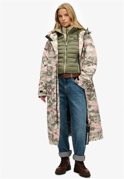 SUPERDRY ROBE PINK CAMO W5016274A