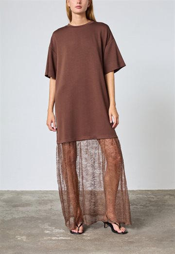 LOVE & DIVINE BRUN KJOLE MED BLONDEKANT  - LOVE1447