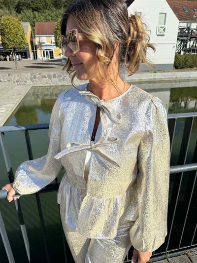 SOFIE SCHNOOR MELODYSW SHIRT LIGHT GOLD - S254251